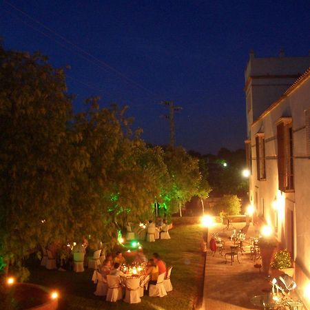 Hacienda Los Jinetes การ์โมนา ภายนอก รูปภาพ