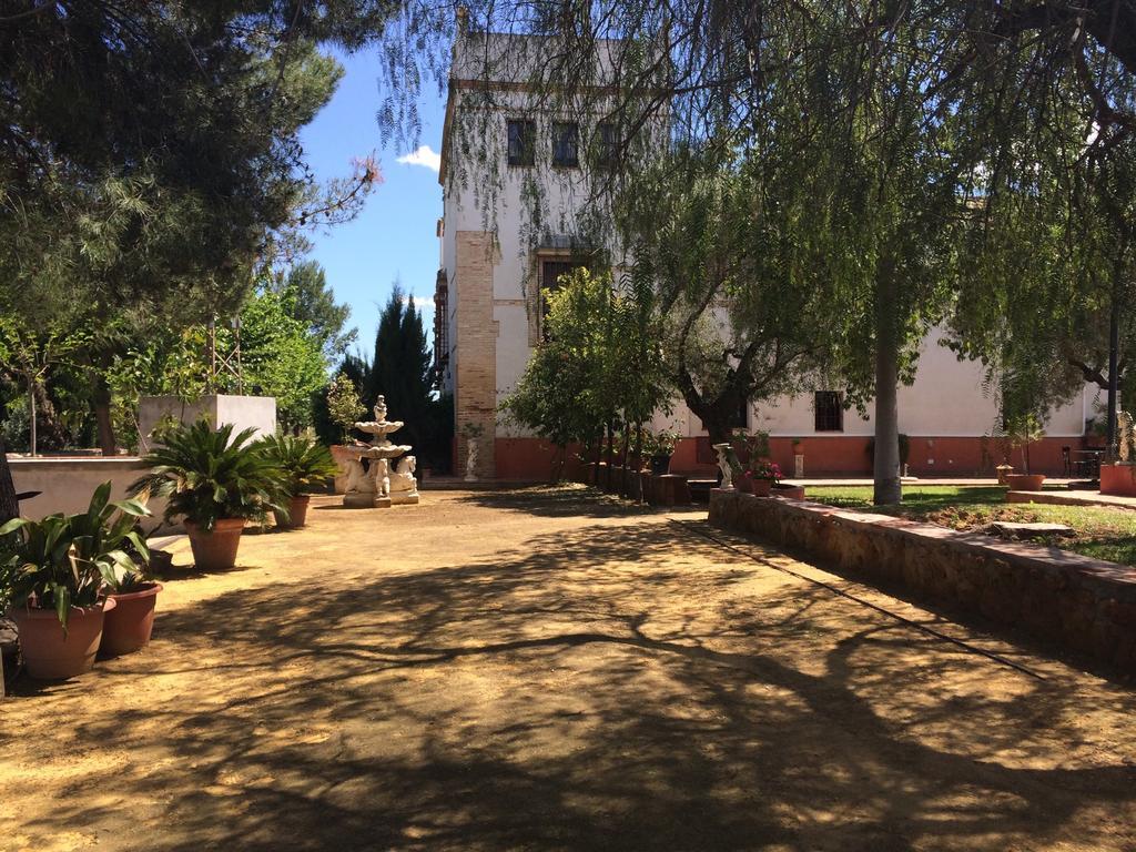 Hacienda Los Jinetes การ์โมนา ภายนอก รูปภาพ